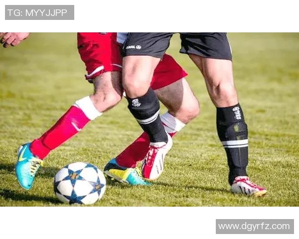 足球明星揭秘脚踝保养秘诀视频分享助你提升运动表现与保护技巧